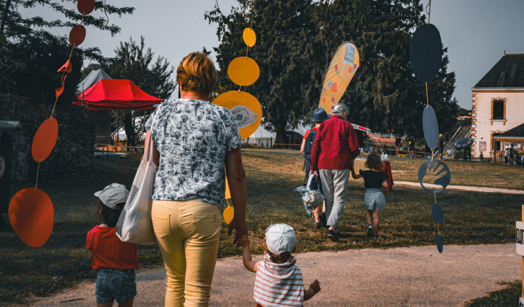 relais petite enfance assistante maternelle garde à domicile parent